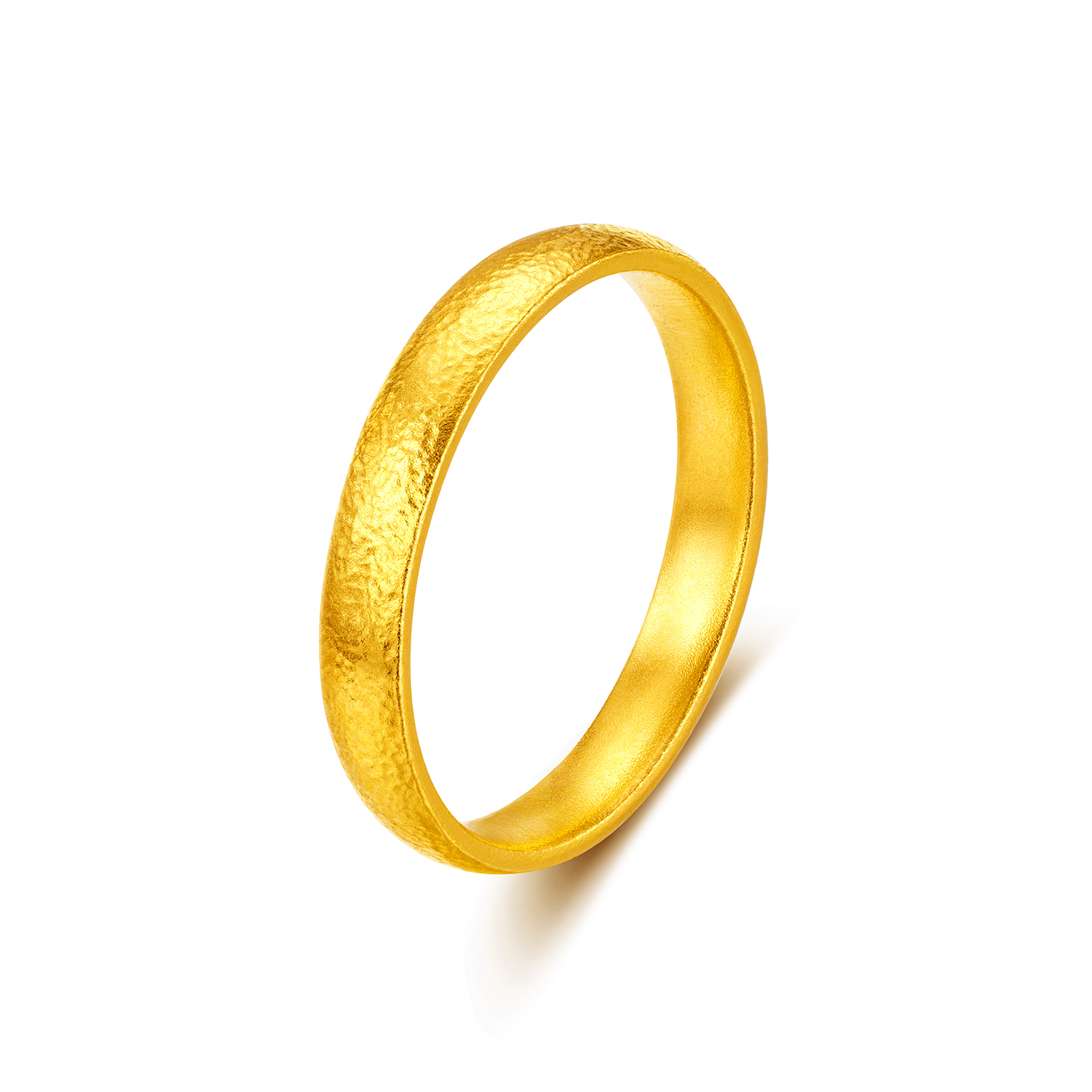 【店庆特惠】六福珠宝福满传家手工锤揲纹黄金戒指男女实心对戒计价L04G0012DS