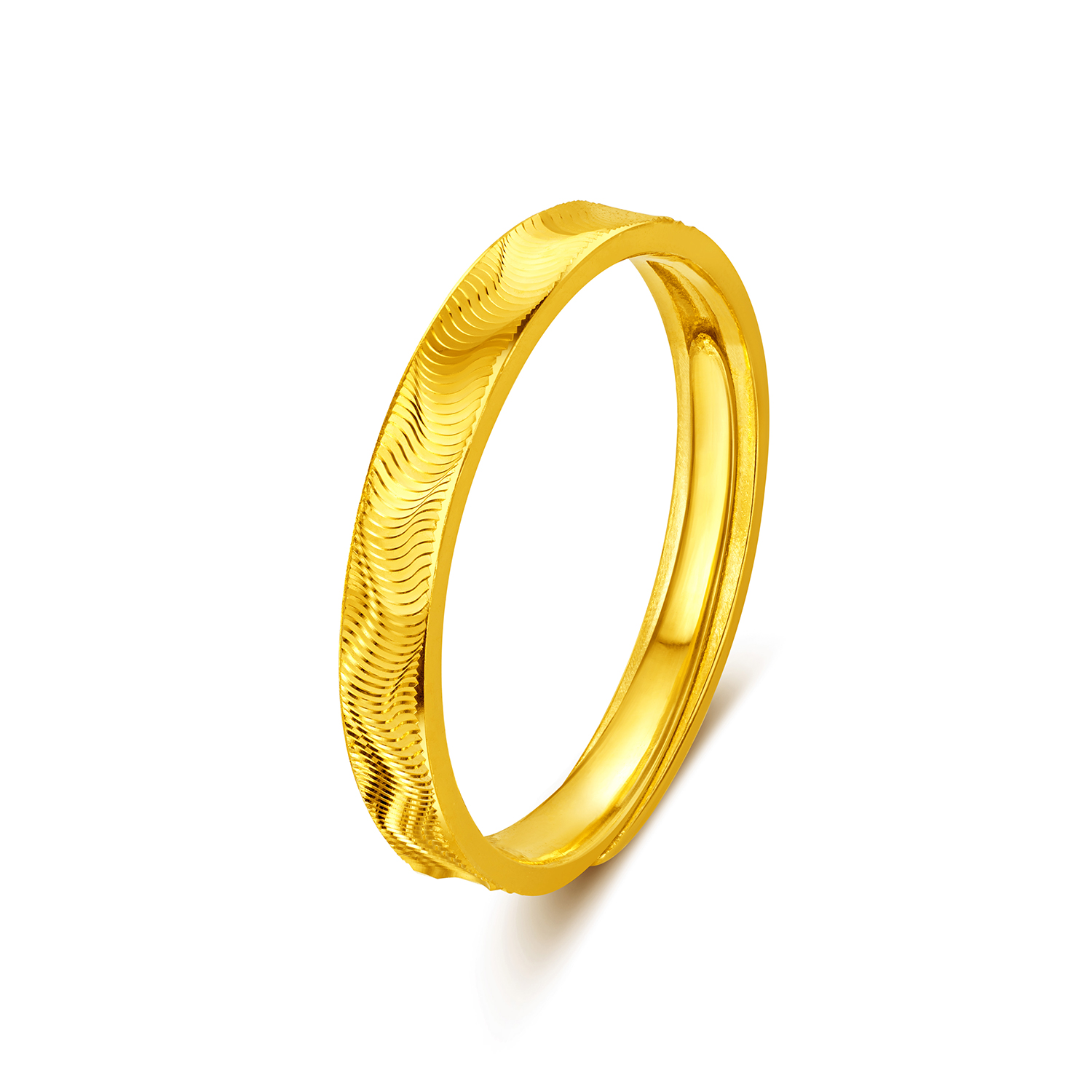 【店庆特惠】六福珠宝电光波浪纹黄金戒指男女时尚实心情侣对戒计价L07G0008DS