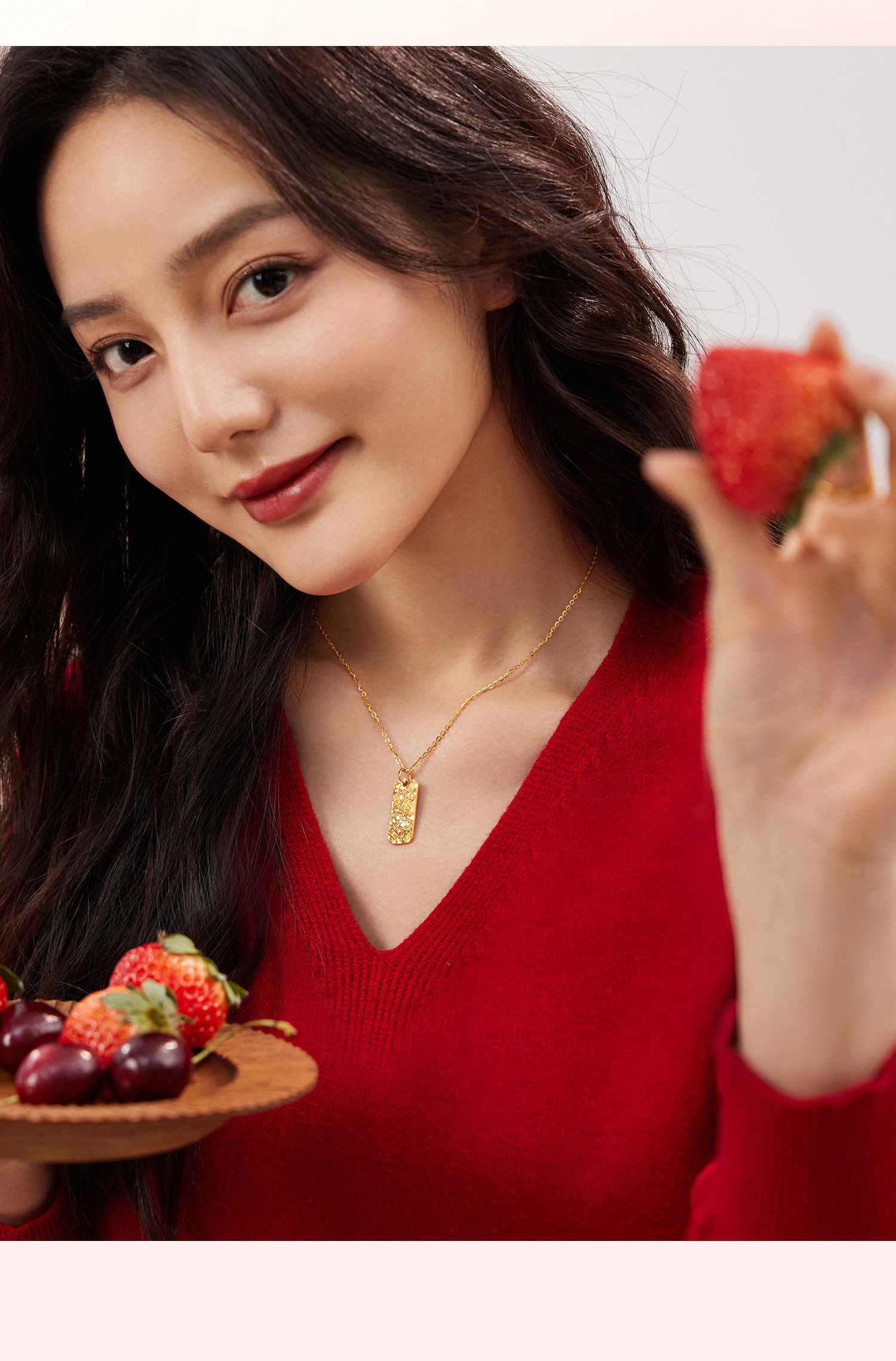 六福珠宝幸福加马黄金吊坠女碎碎冰生肖马吉言挂坠计价ERG0014DS