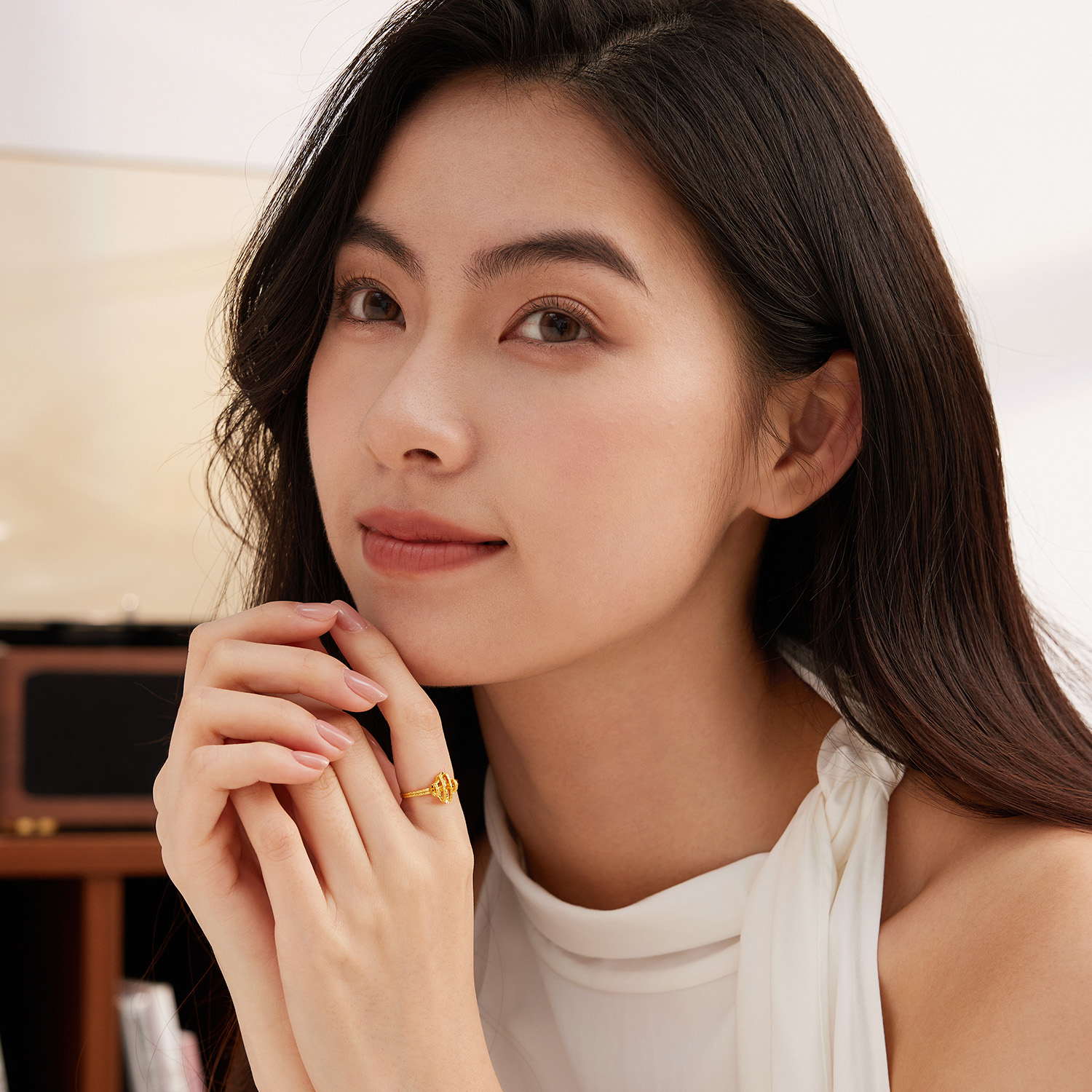 【店庆特惠】六福珠宝光影金四叶草黄金戒指女款手工编织5G足金计价GJG0187DS