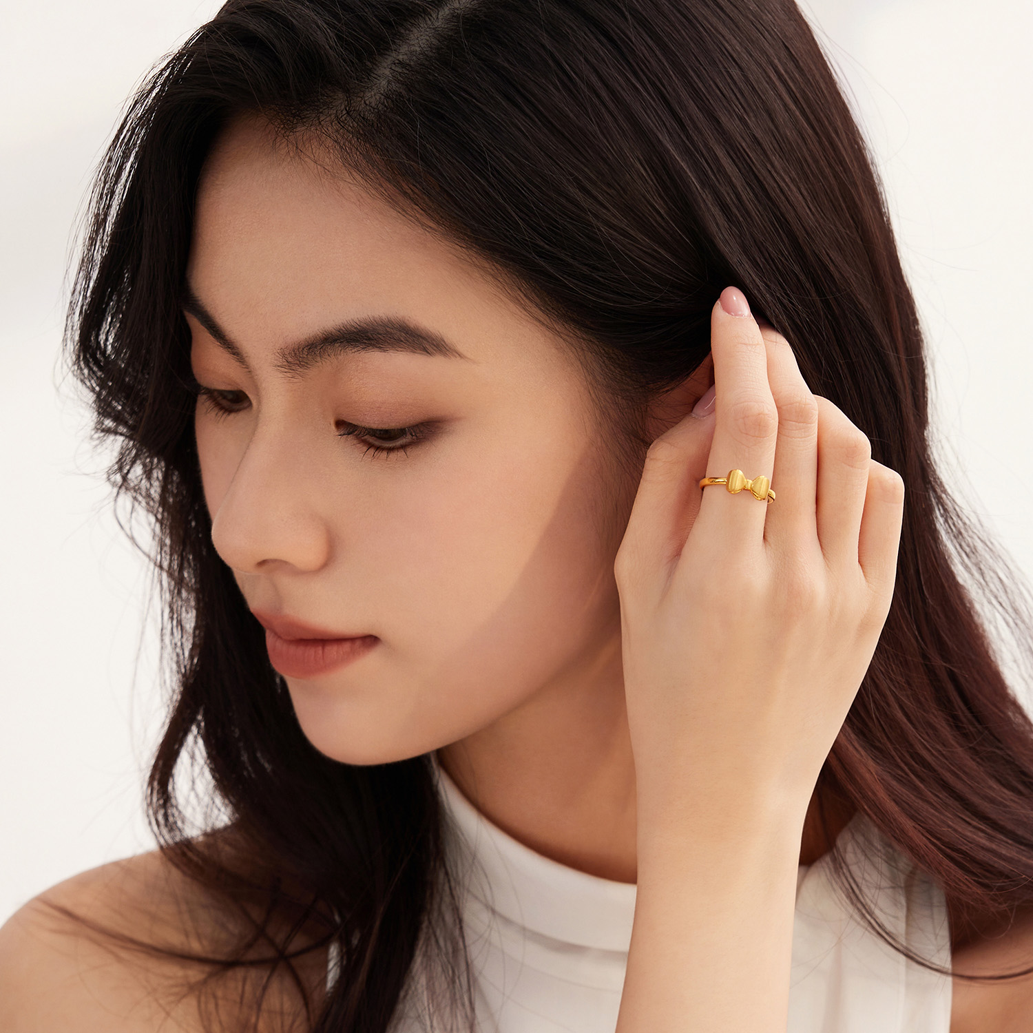 六福珠宝蝴蝶结黄金戒指女款优雅拉丝5D硬金首饰送礼物L25A0001DS