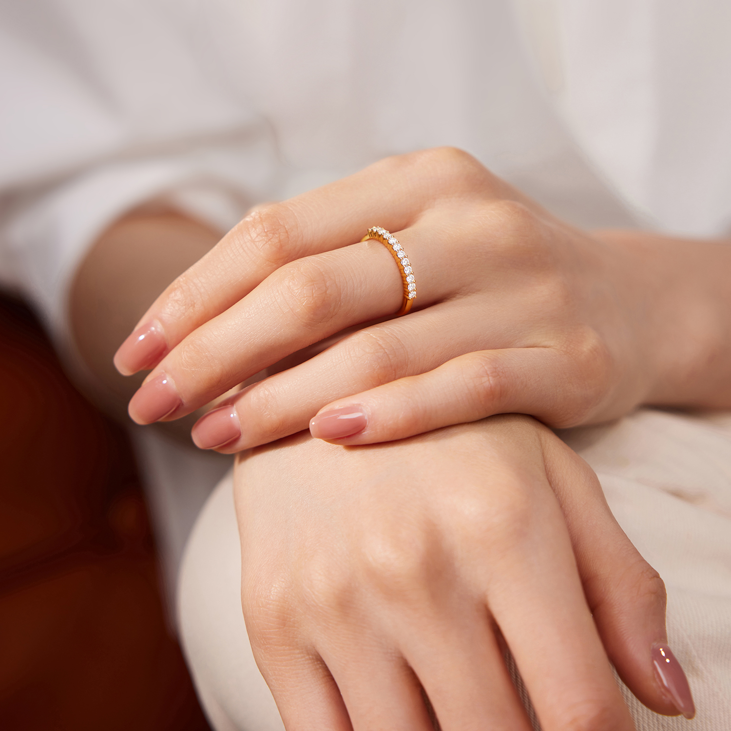 六福珠宝星河黄金戒指女时尚5D硬金镶嵌钻石戒指排钻首饰036048RA