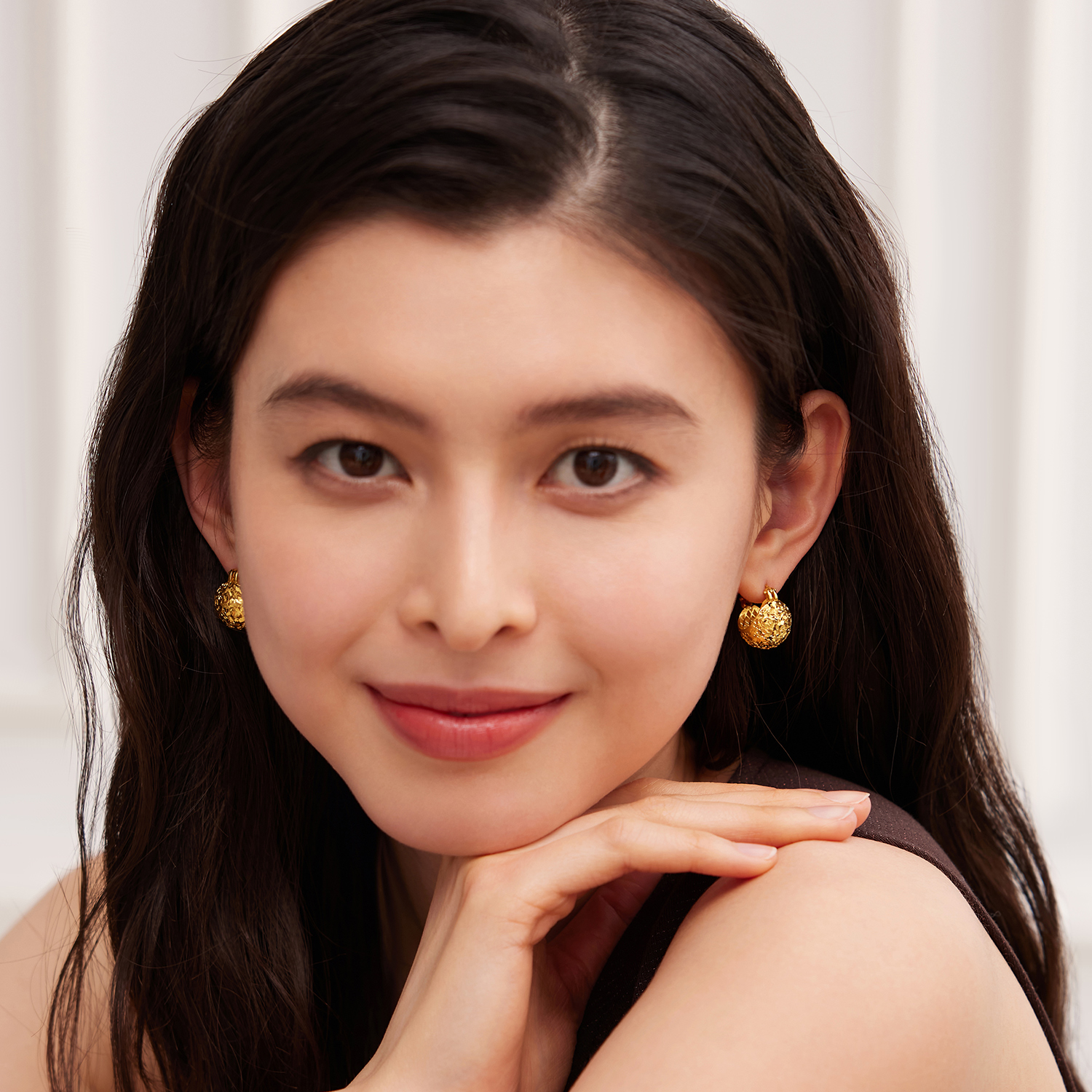 【店庆特惠】六福珠宝金缕流光碎碎冰黄金耳环女5G足金半球形耳饰计价031900ea