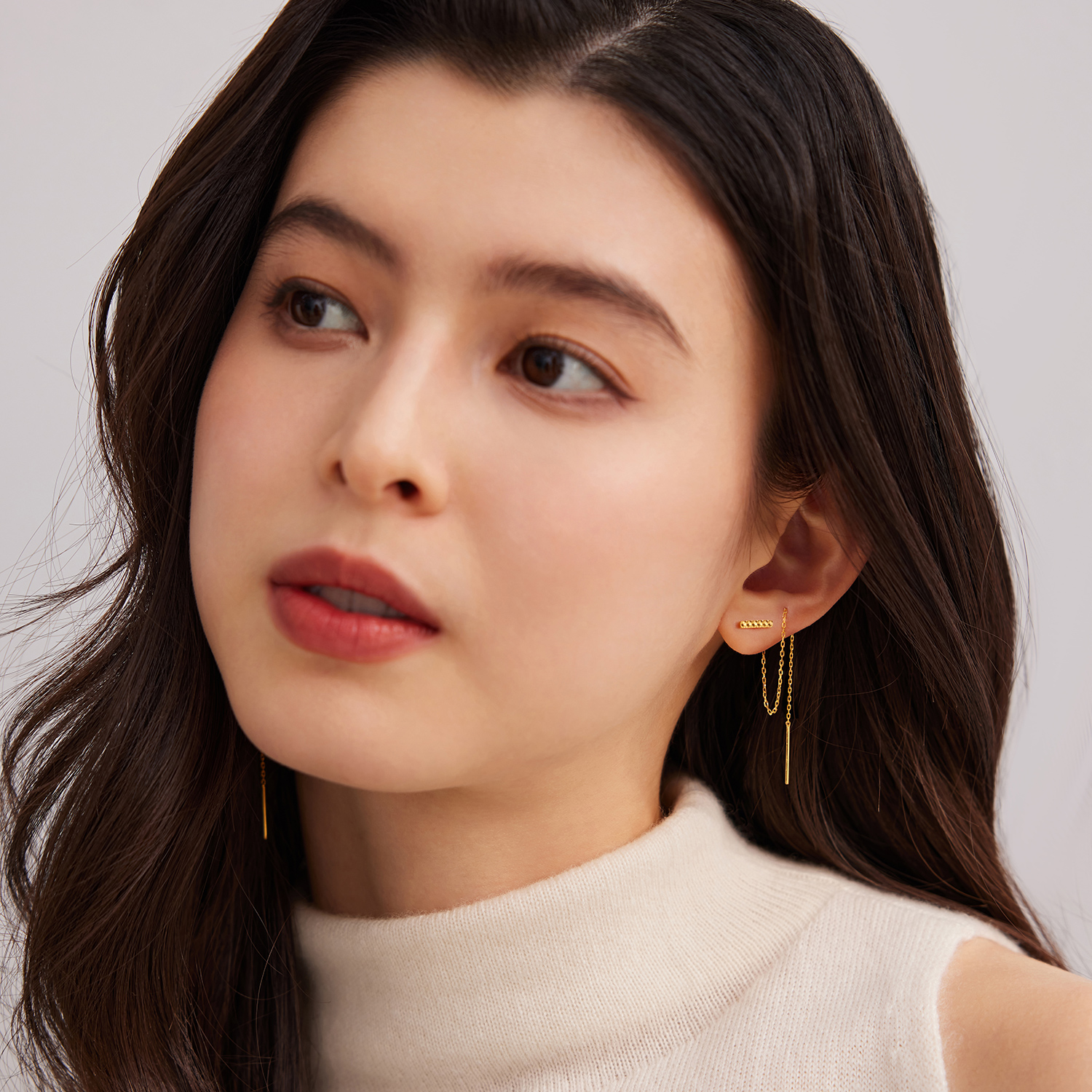 六福珠宝光影金黄金耳线女5G时尚耳饰流苏耳链耳坠计价GJG0225DS