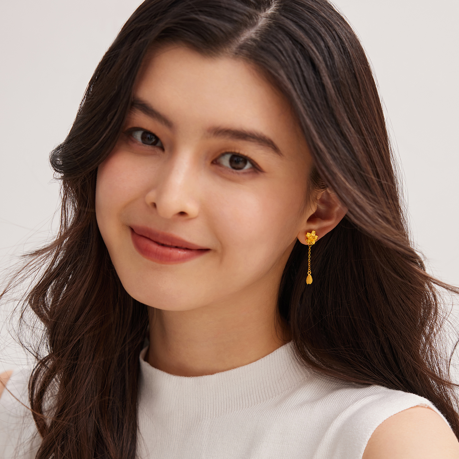 六福珠宝黄金耳钉耳环女款足金耳坠耳饰计价L07TBGE0004