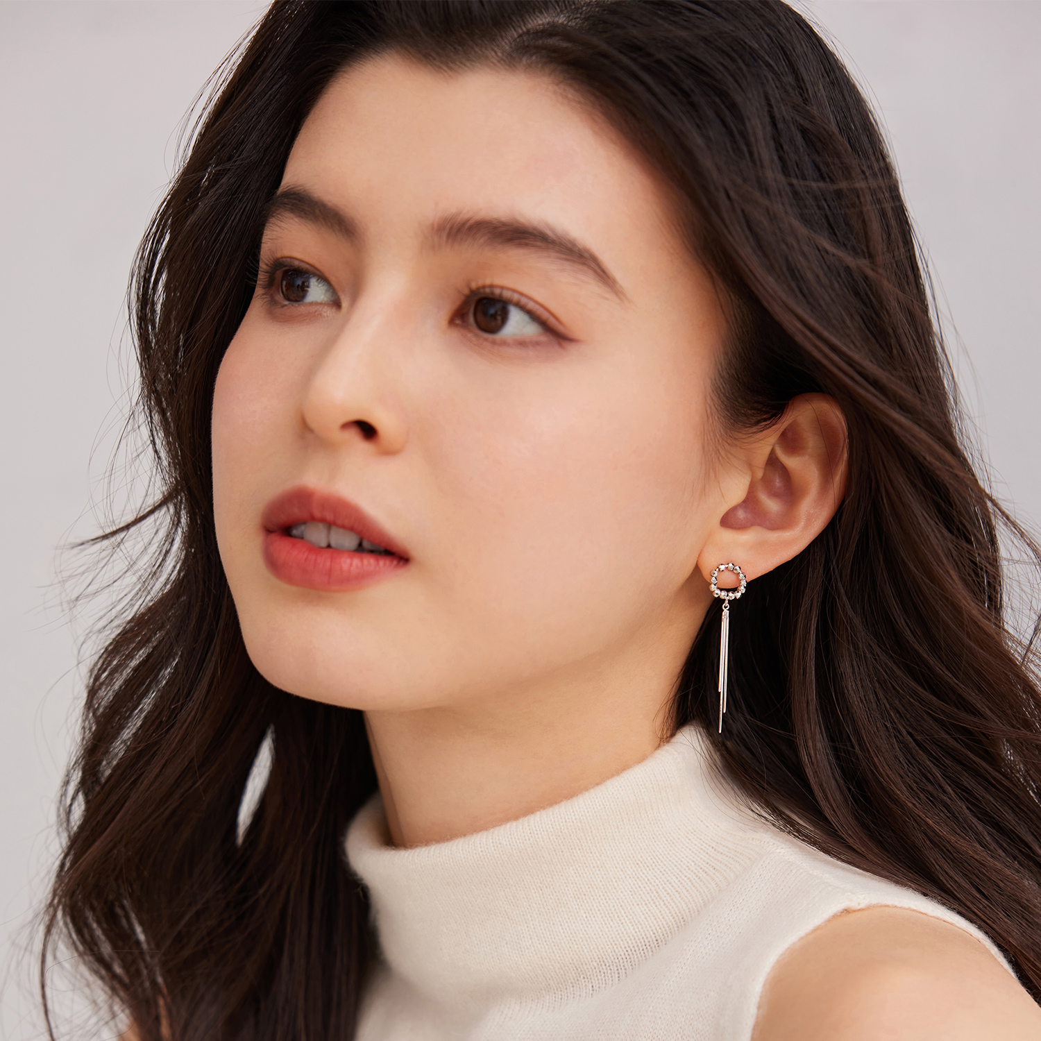 六福珠宝铂金耳钉铂950女白金耳饰耳环流苏款计价L19TBPE0009