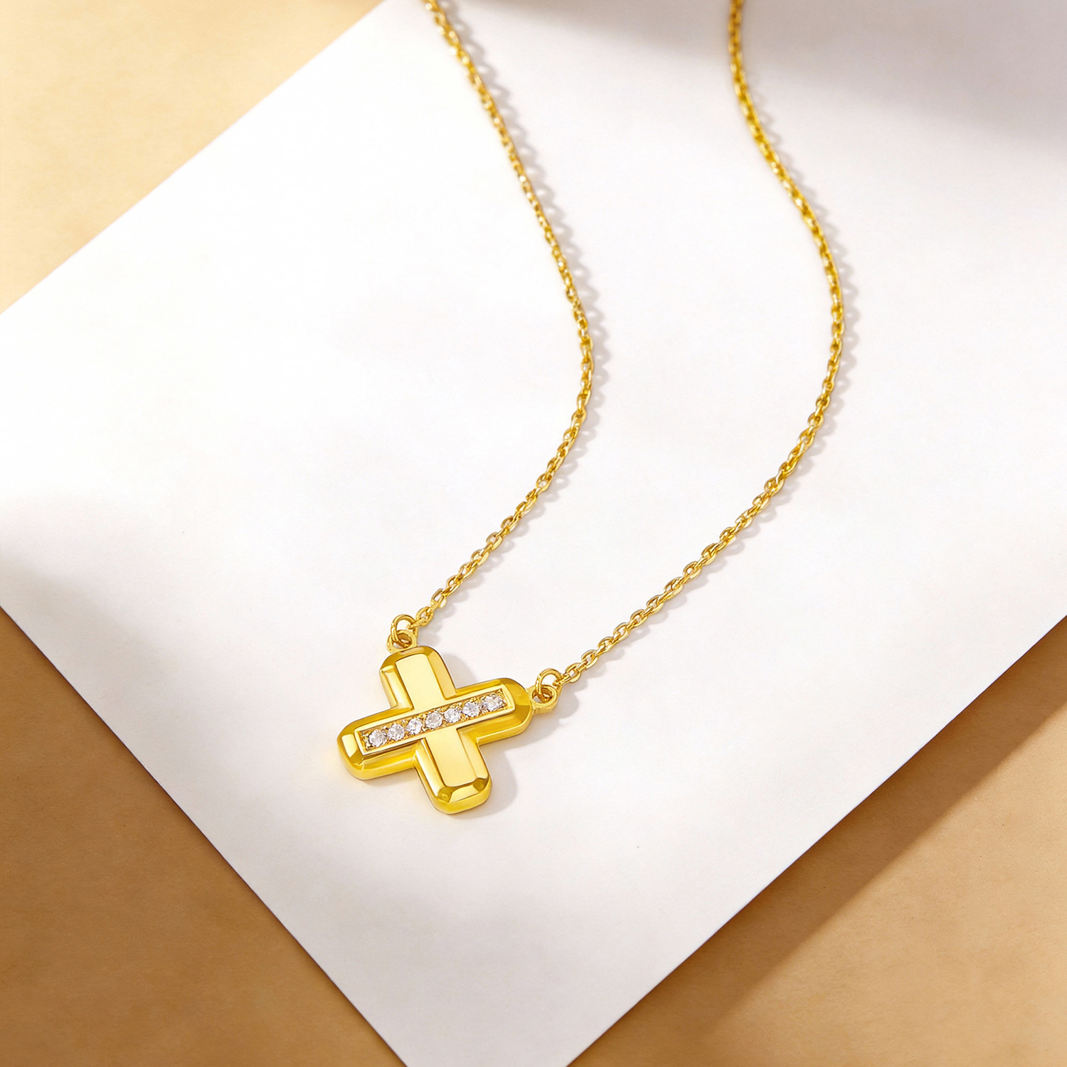 六福珠宝Goldstyle·X系列字母黄金项链女时尚钻石套链003806NA