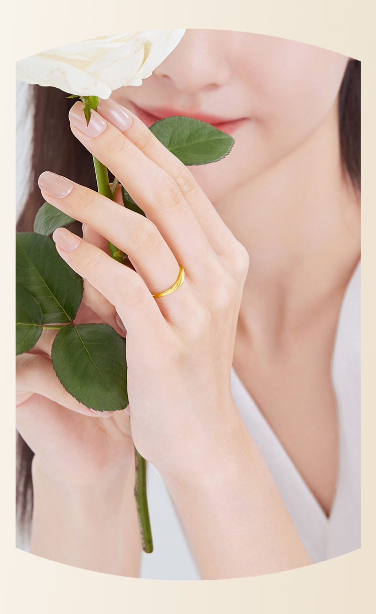 六福珠宝黄金戒指足金扭纹活口戒女送礼计价F96TBGR0006戒指榜