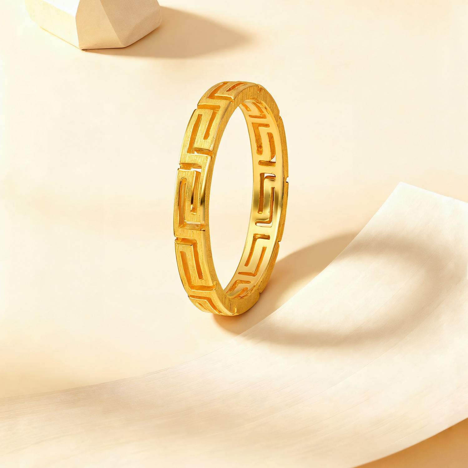 六福珠宝念念不忘黄金戒指情侣男女足金对戒闭口计价G08TBGR0002【联系客服补货】