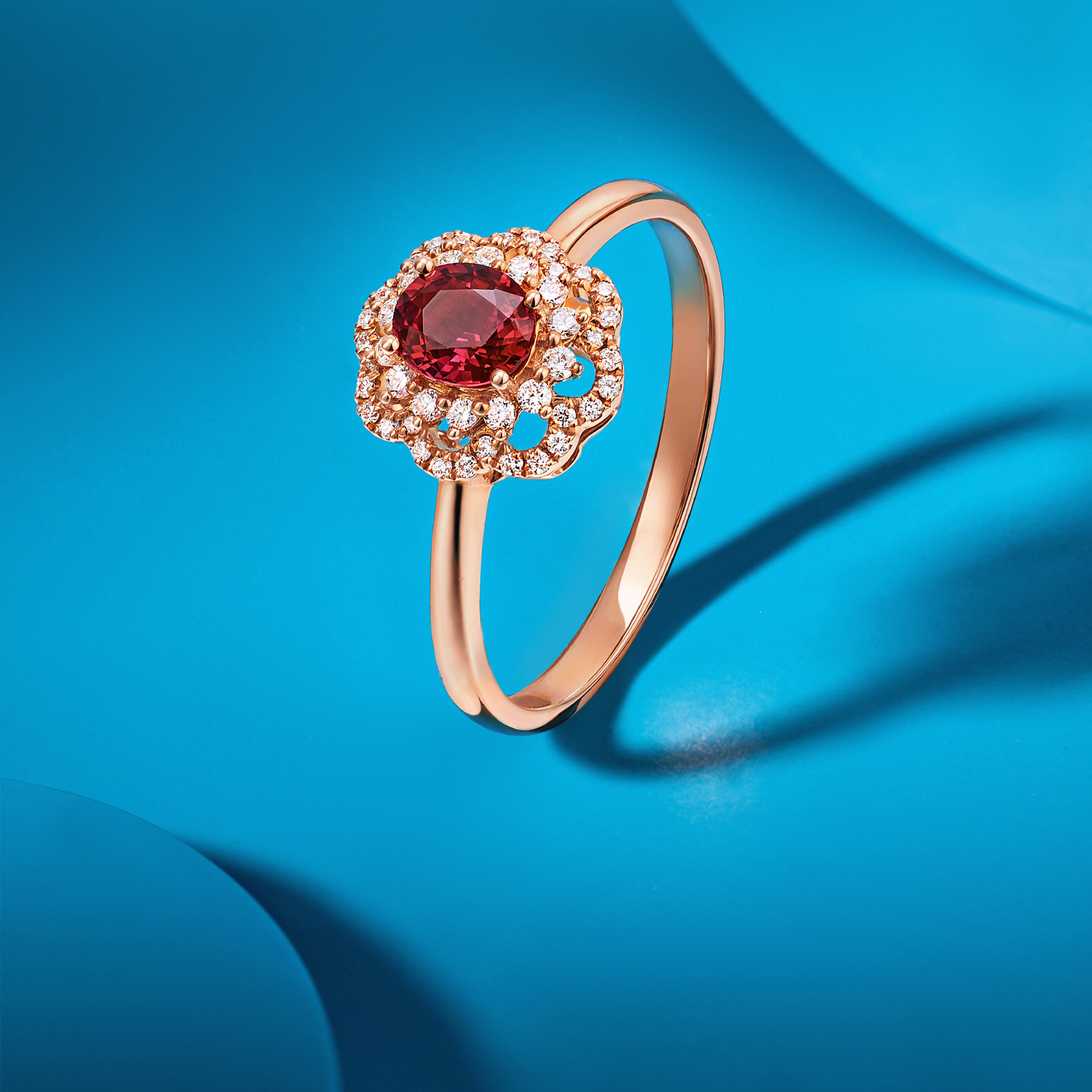 六福珠宝瑰丽繁花红宝石18K金钻石戒指女款F48J0012DS【联系客服补货】【视频看货】新品48