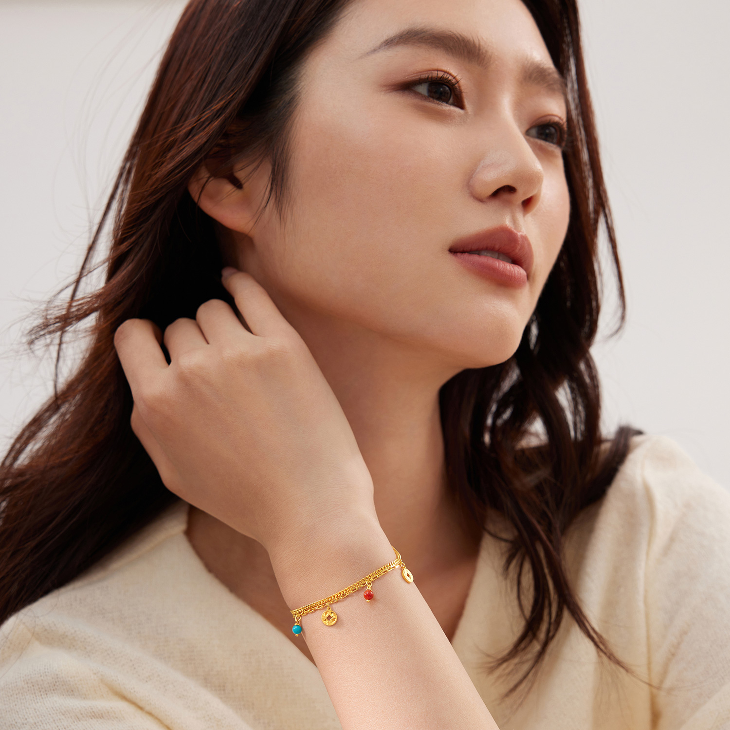 六福珠宝钱多多铜钱黄金手链女闪耀双层手链绿松石计价F63G0110DS【联系客服补货】【视频看货】