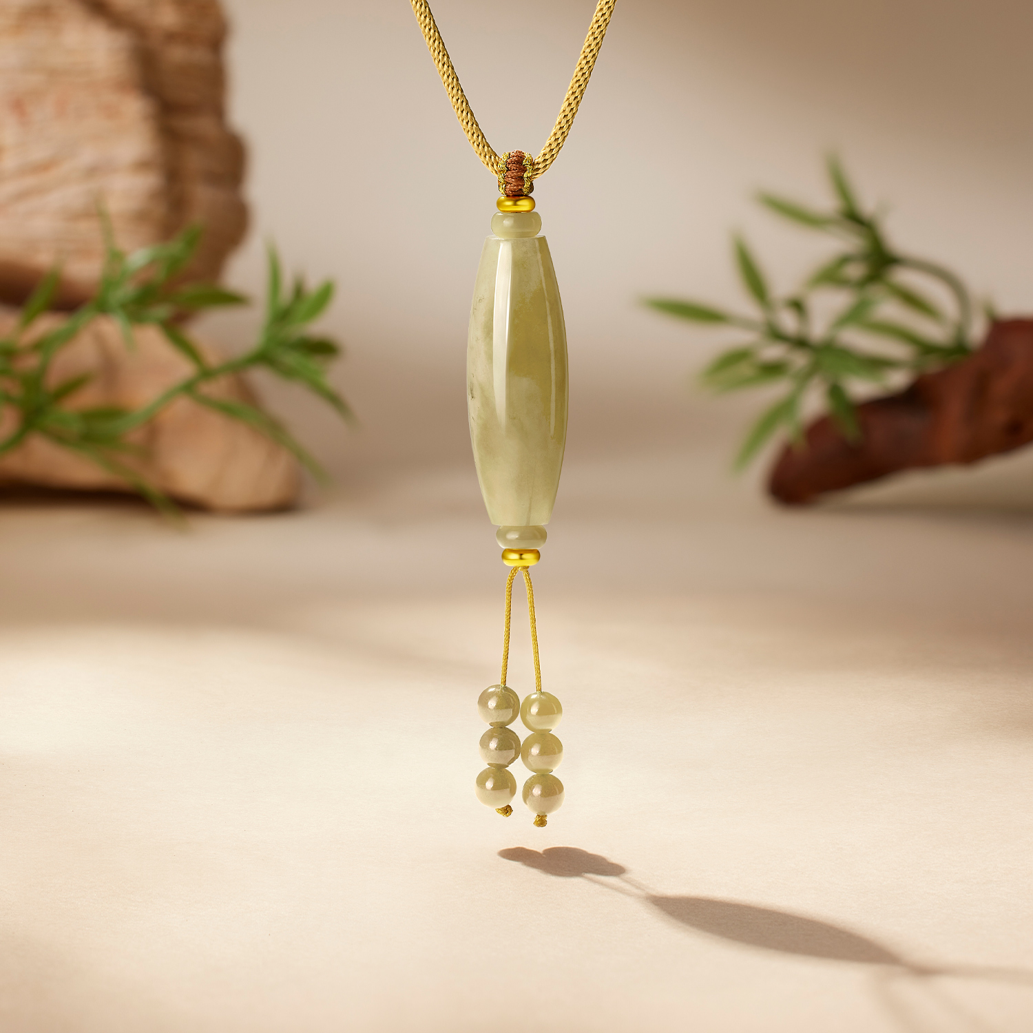 【9日上新】六福珠宝和田玉项链吊坠黄金金珠女5D硬金流苏玉石圆珠L74A0027DS新品313【联系客服补货】