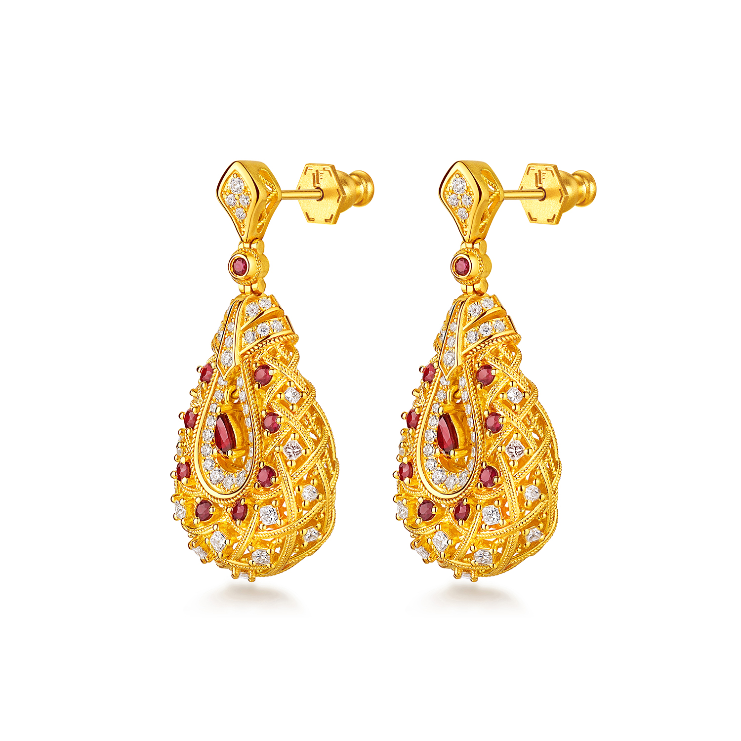 六福珠宝唐宫夜宴联名琵琶乐宴黄金项链镶钻石水滴红宝石034523NA