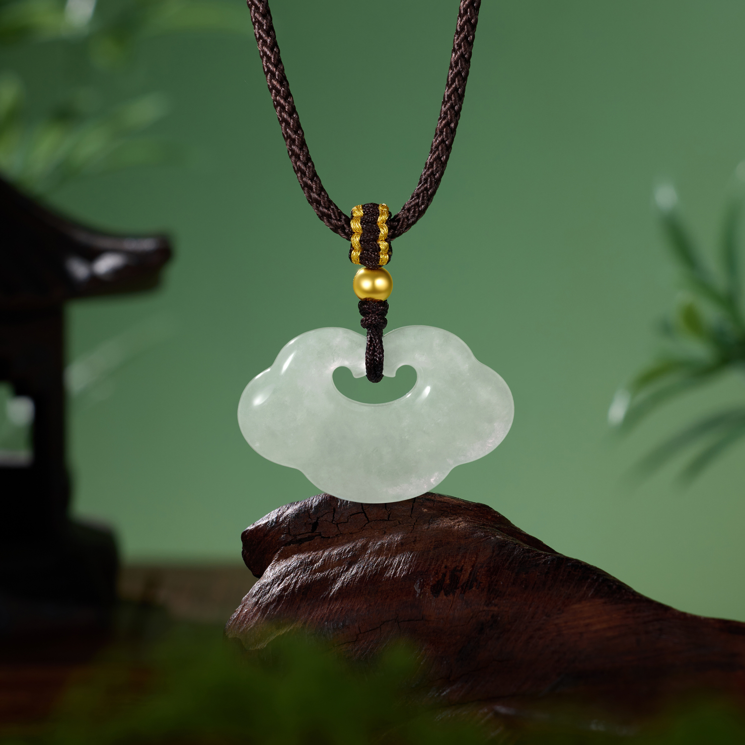 【3日上新】六福珠宝祥云如意翡翠金珠吊坠配项绳女款L29J0002DS新品321