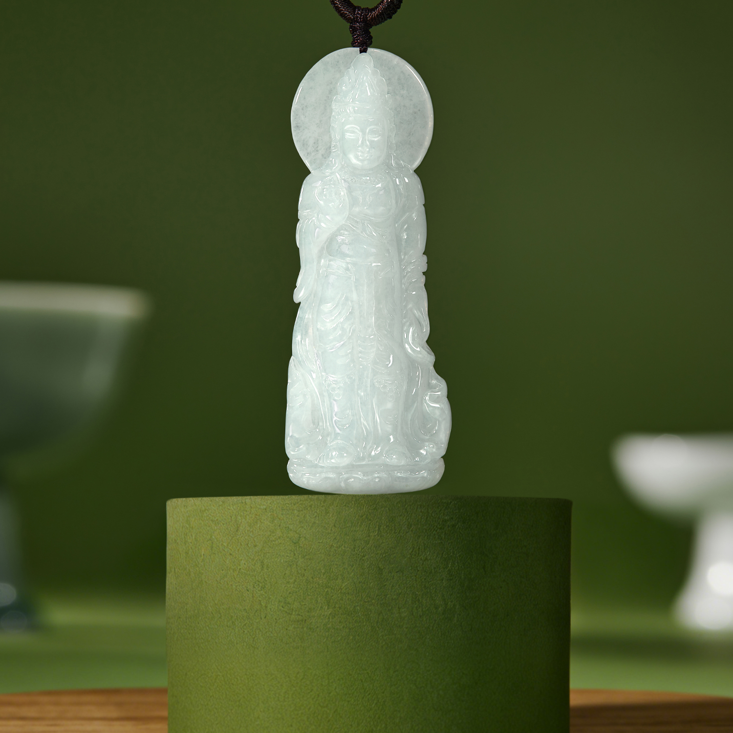 【23日上新】六福珠宝翡翠观音吊坠配绳挂坠男女款GYP0002新品324