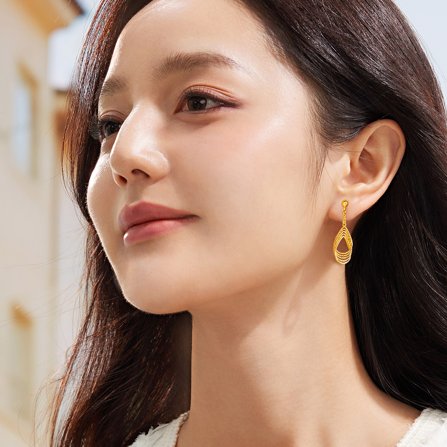 【店庆特惠】六福珠宝光影金幻影水滴黄金耳钉耳环足金耳坠耳饰计价GJG0200DS