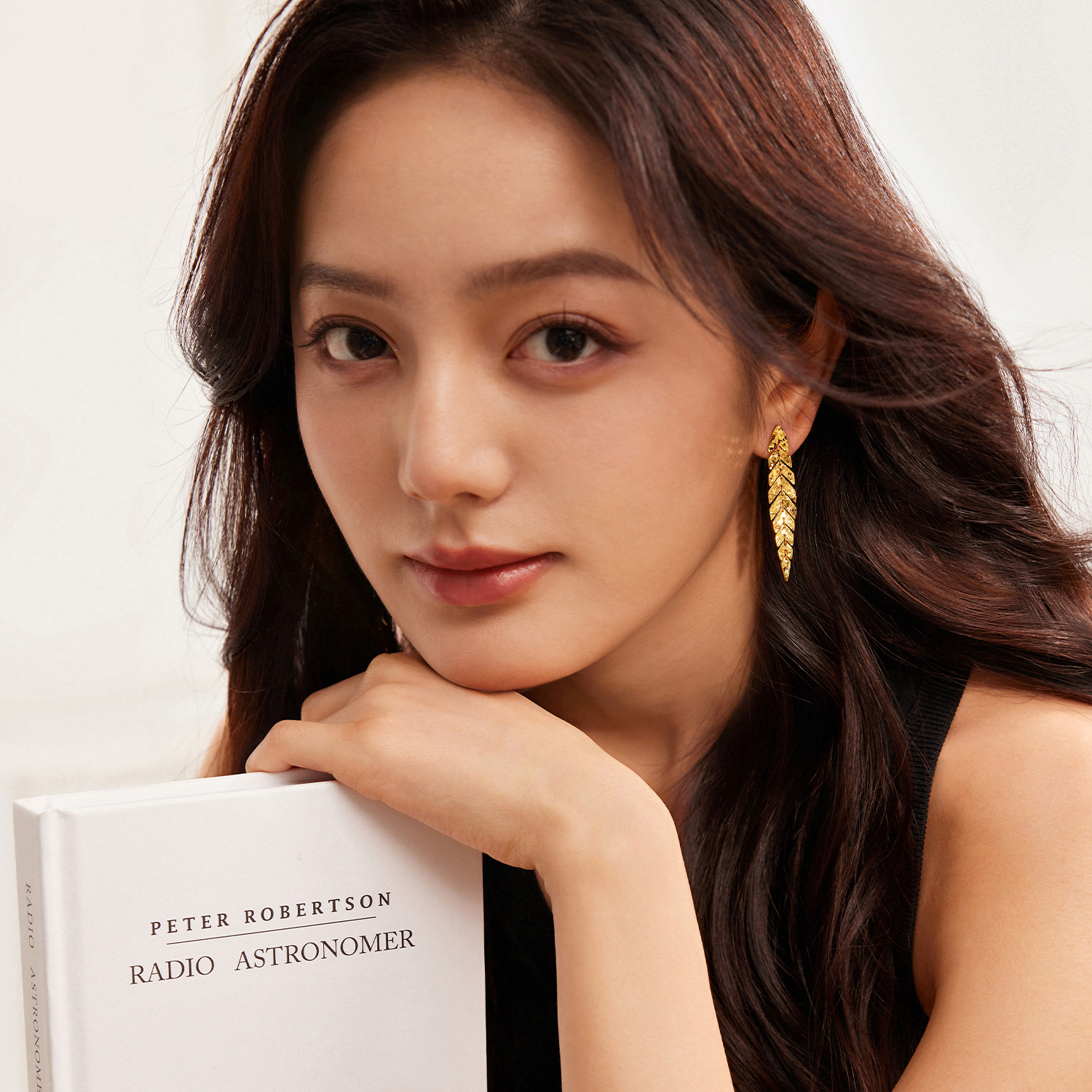 【店庆特惠】六福珠宝光影金麦穗黄金耳钉耳环女5G碎碎冰足金耳饰计价035121ea【视频看货】