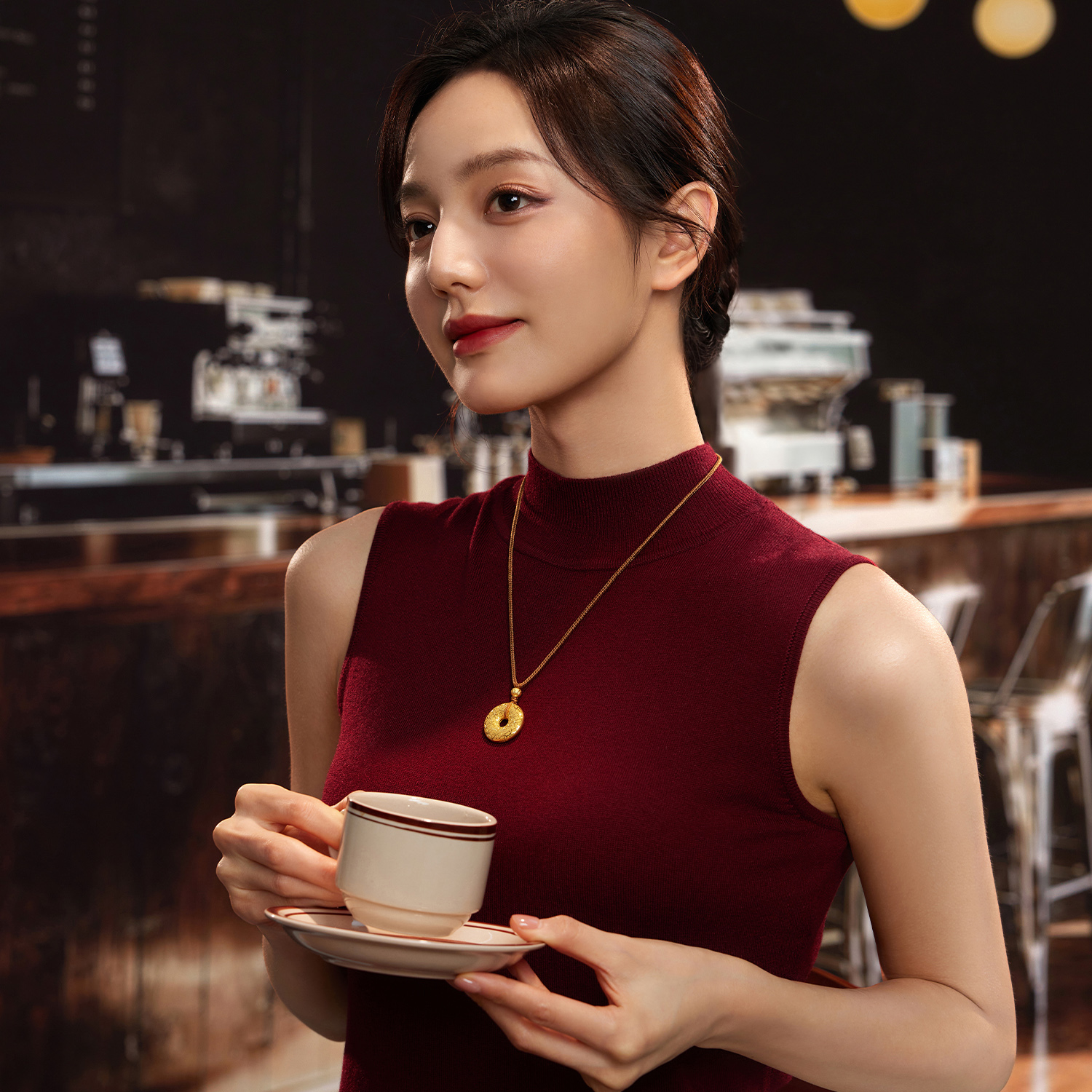 六福珠宝财富满盈平安扣黄金项链吊坠女戗刻铜钱纹计价G08G0003DS【视频看货】