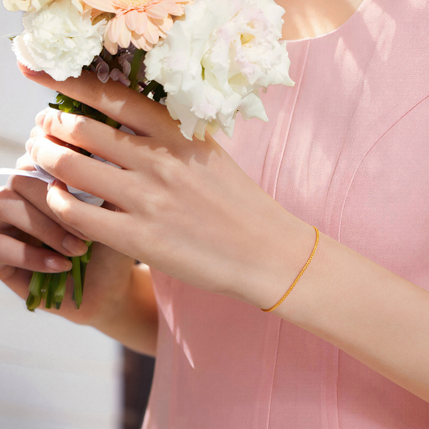 【店庆特惠】六福珠宝黄金手链百搭肖邦链女细款素链足金手链计价B01TBGB0014