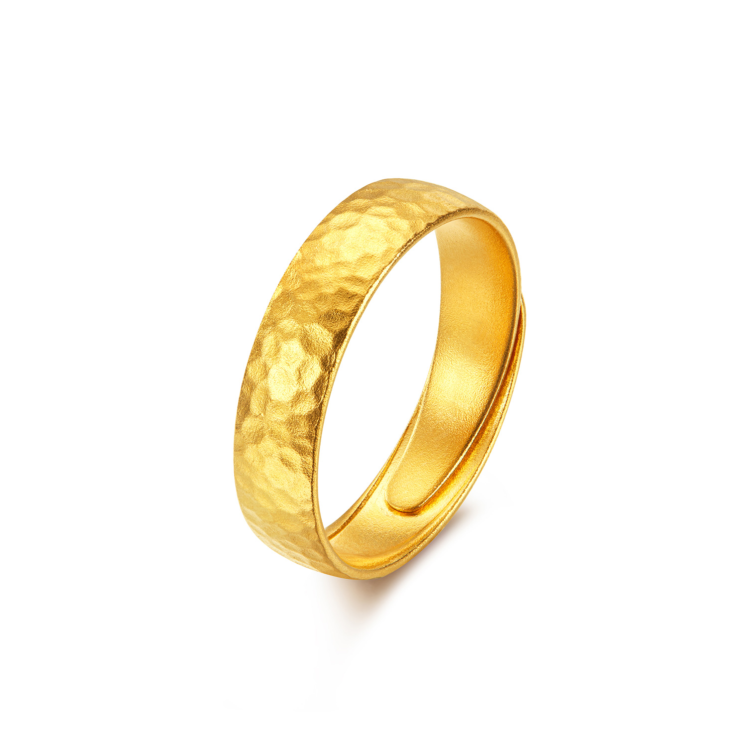 【9日上新】六福珠宝福满传家锤纹黄金戒指男女款古法实心对戒计价G21G0018DS