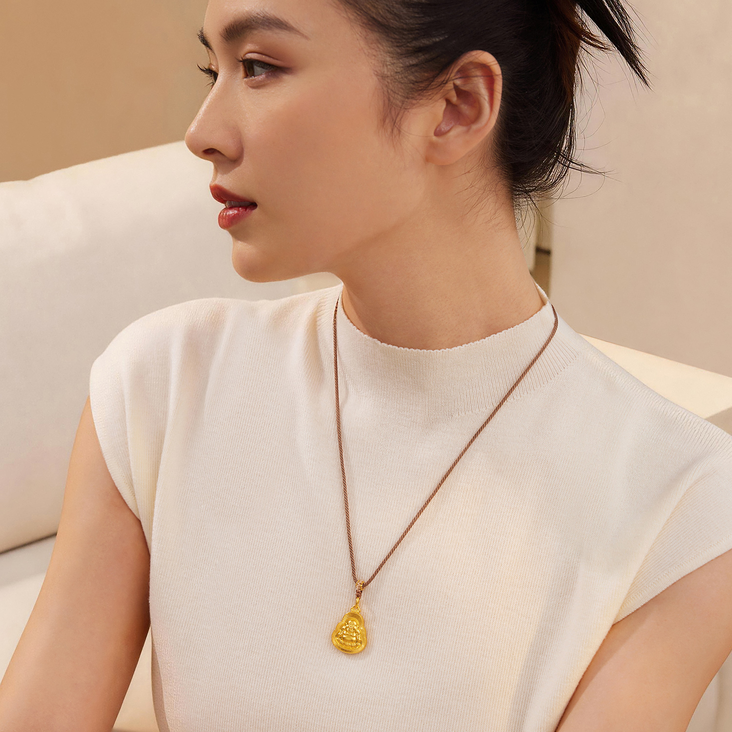 【23日上新】六福珠宝福满传家欢喜佛黄金吊坠男女款弥勒佛挂坠计价A03G0005DS【联系客服补货】