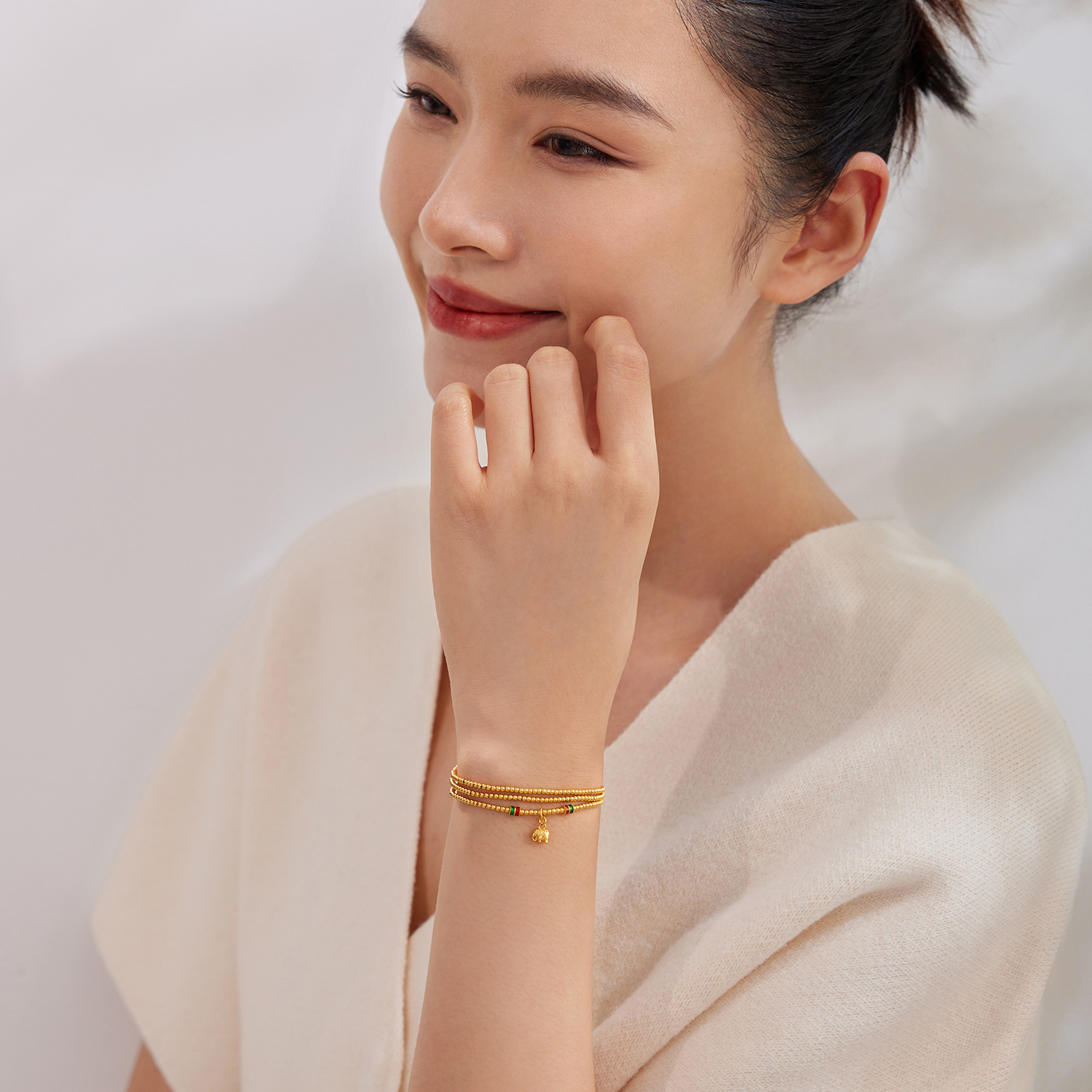 六福珠宝福满传家珠事吉象黄金项链女鎏彩三圈手串计价F48G0060DS520礼物