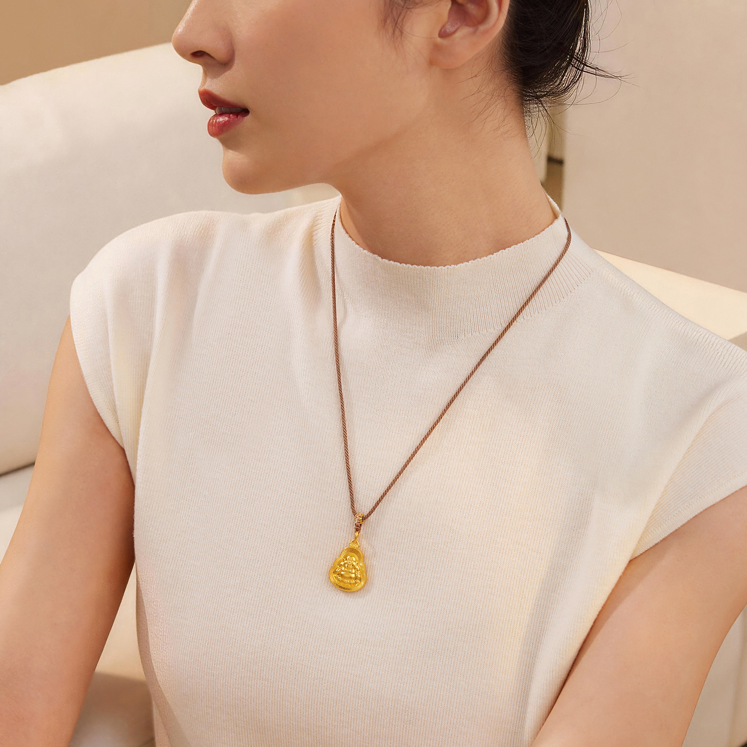 【23日上新】六福珠宝福满传家欢喜佛黄金吊坠男女款弥勒佛挂坠计价A03G0005DS【联系客服补货】