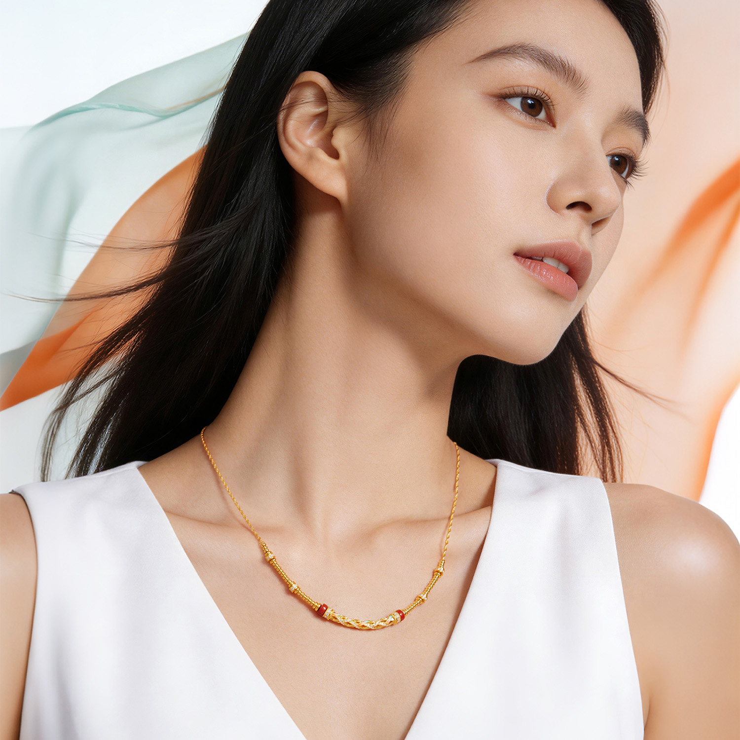 六福珠宝洛神水赋联名洛惊鸿黄金项链女钻石弯管颈链玉髓036562NA新品416