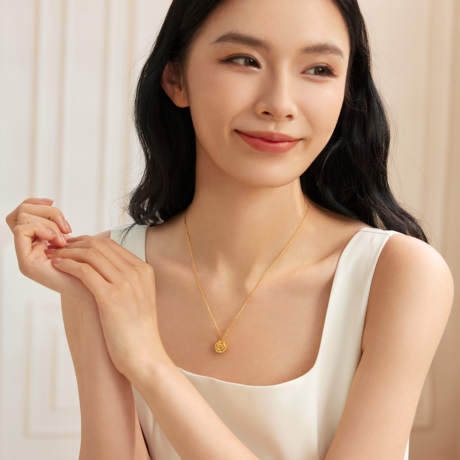 【成毅同款】六福珠宝冰钻玫瑰黄金项链女足金定价029591NG【1V1直播看货】