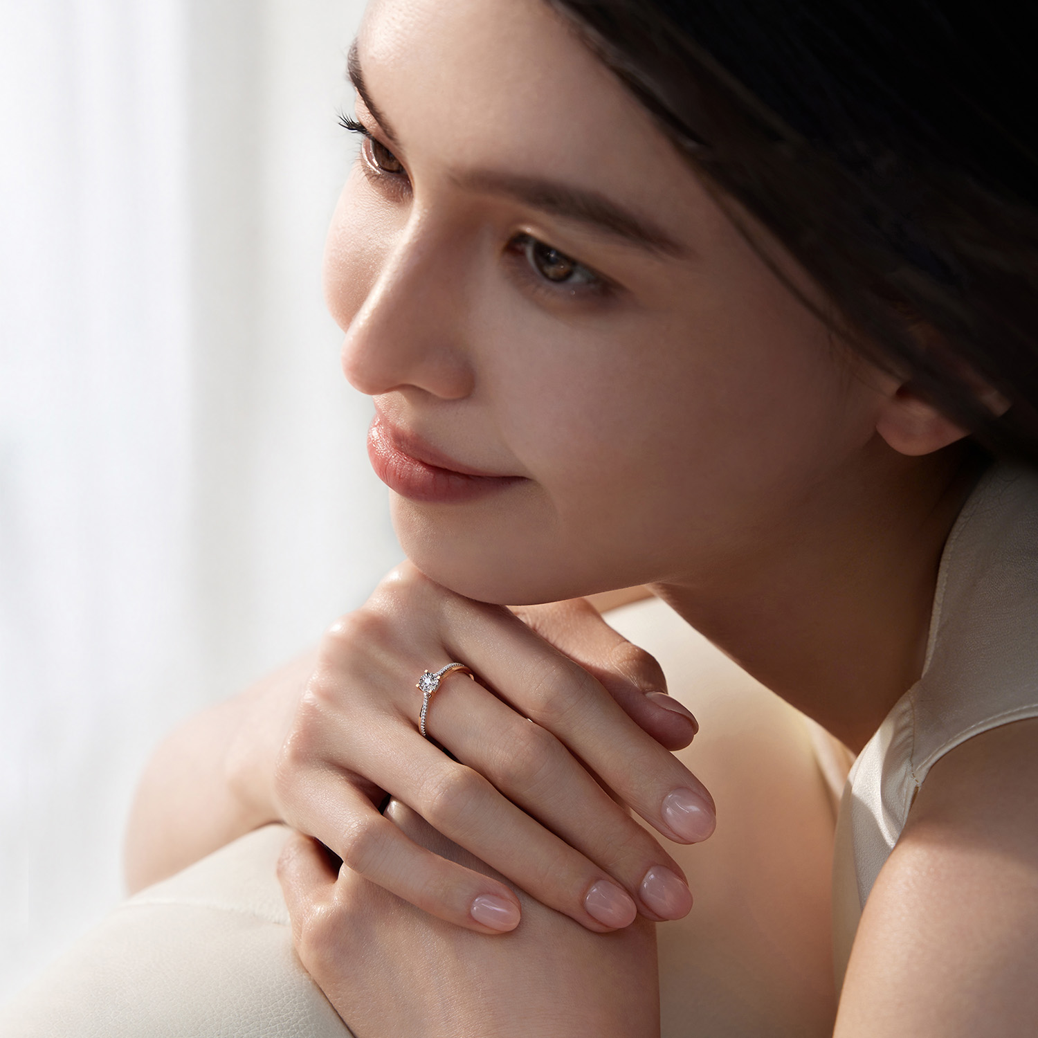 六福珠宝天然钻石戒指闭口18K金钻戒女求婚戒指结婚N209